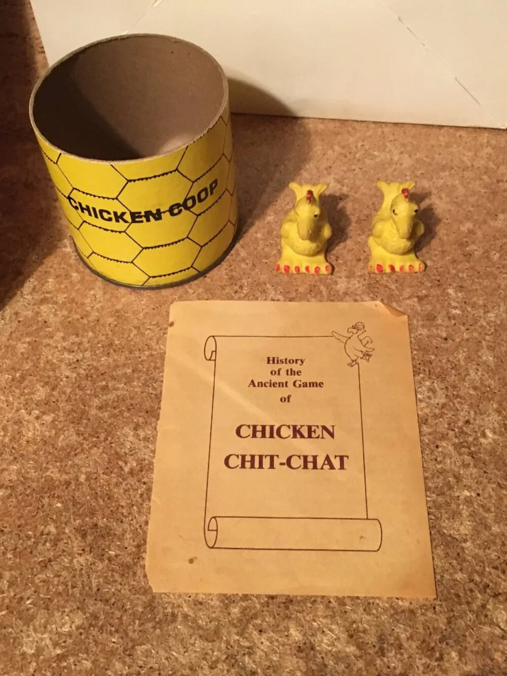 VINTAGE CHICKEN CHIT CHAT TOSSIN DICE GAME 1981 A HILARIOUS GAME OF CHANCE